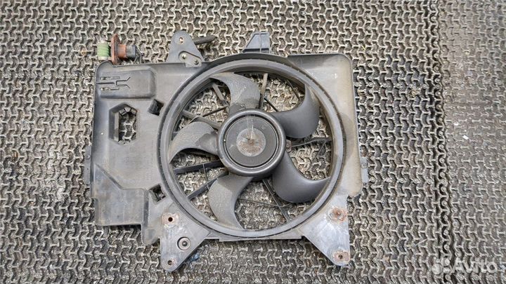 Вентилятор радиатора Ford Maverick, 2003