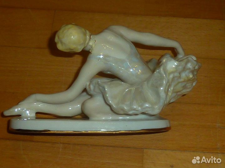 Балерина Лзфи Склейка головы и трещинка на руке