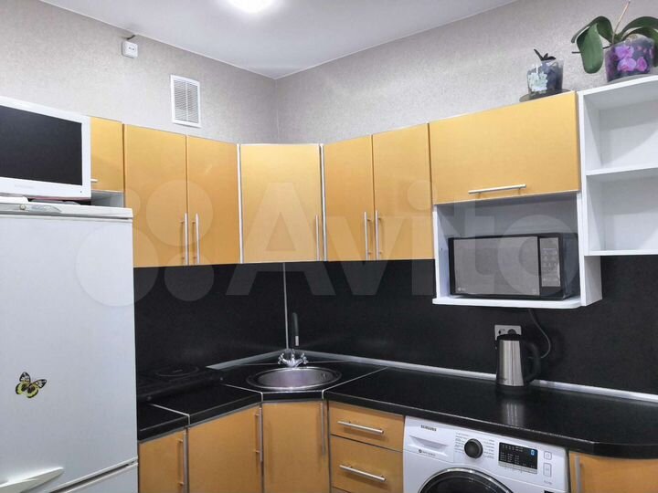 1-к. квартира, 42 м², 3/3 эт.