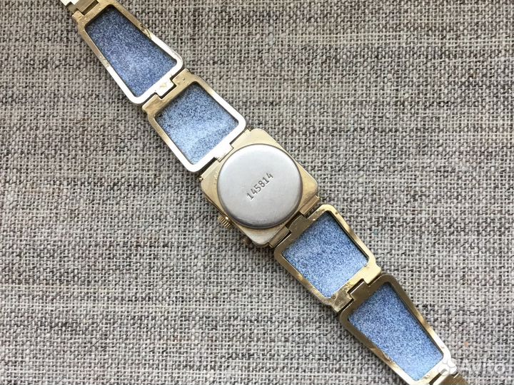 Женские позолоченые часы с финифтью СССР