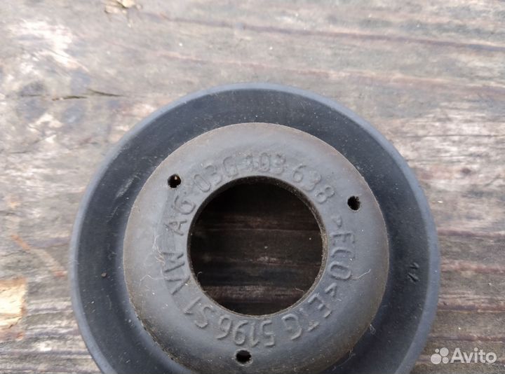 Трубка масляного щупа аzv вkd Ауди Фольксваген