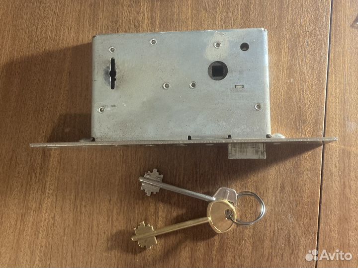 Дверной замок