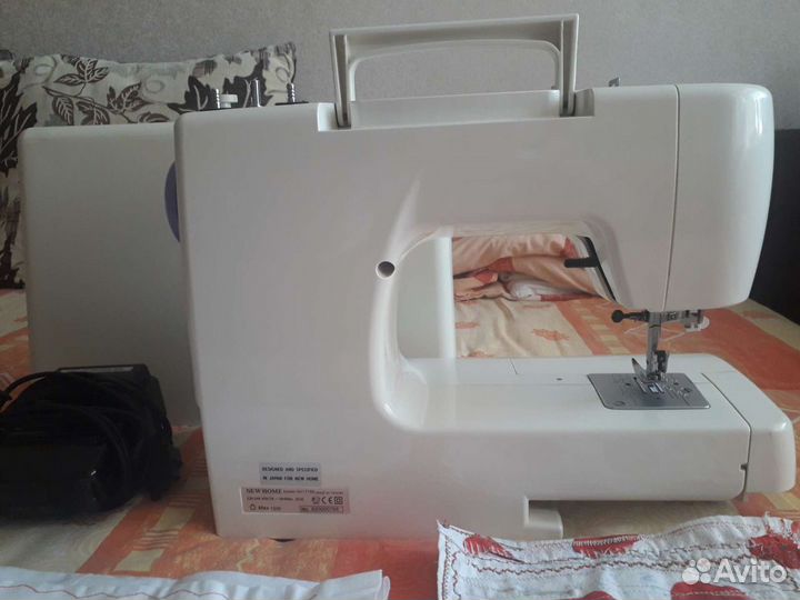 Швейная машина New Home 1718S