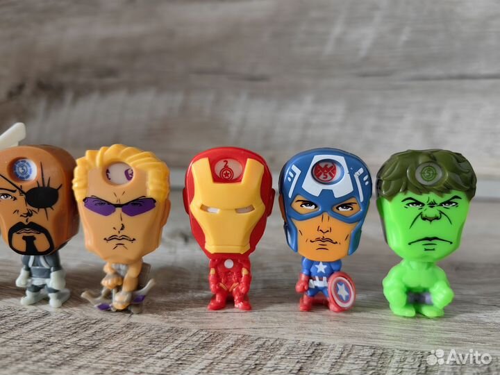 Киндер marvel супергерои