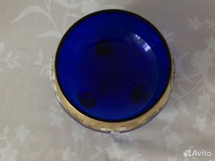 Хрустальная конфетница