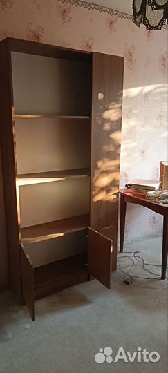 Шкаф