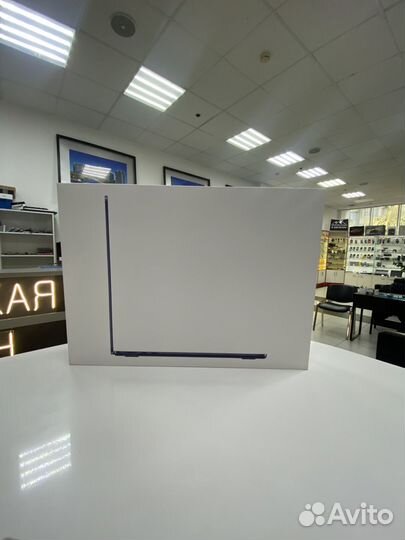 Apple MacBook Air 15 16/256 GB