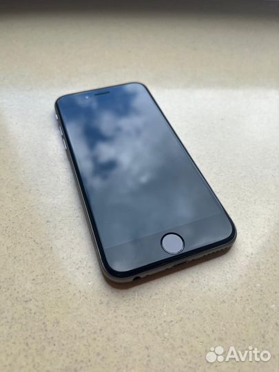 iPhone 6S, 32 ГБ