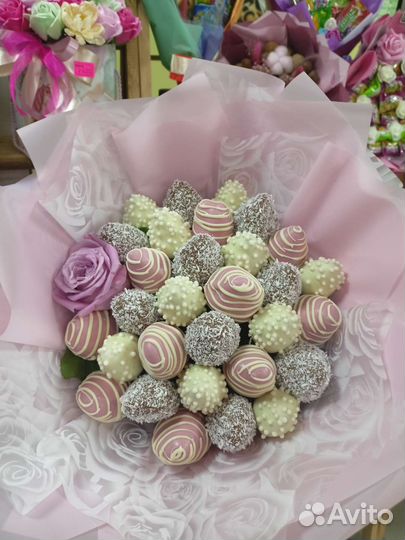 Клубника в шоколаде букеты наборы