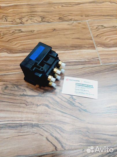 Блок клапанов Volkswagen Touareg ll NF новый