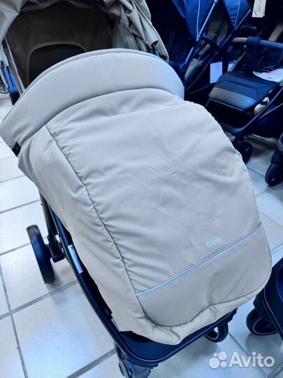 Прогулочная коляска Carrello Bravo