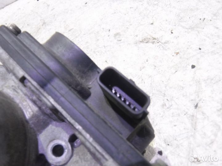 Дроссельная заслонка