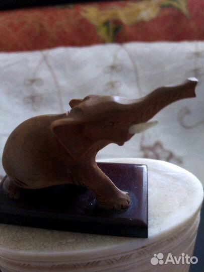 Слон на удачу коллекционный