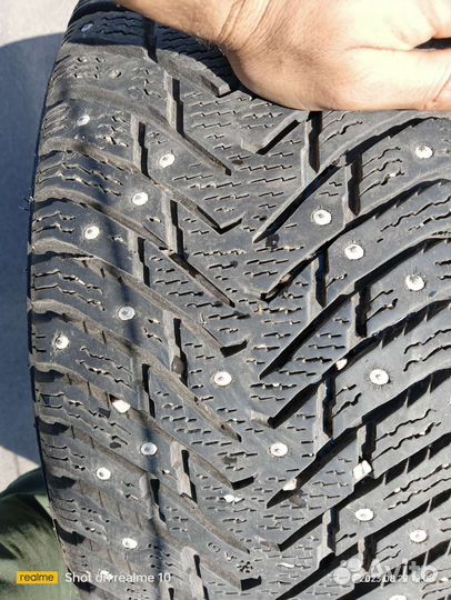 Nokian Tyres Hakkapeliitta 8 215/55 R17