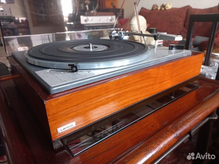 Проигрыватель винила Lenco l75
