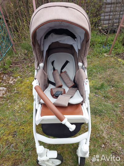 Продаю хорошую коляску 0+ с автолюлькой