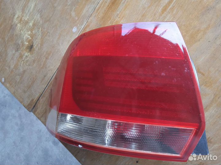 Фара задняя Фольксваген polo 5. 2015г. Левая