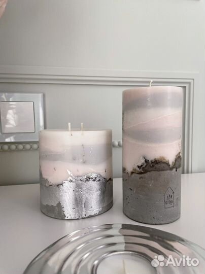 Комплект свечей на бетонном основании