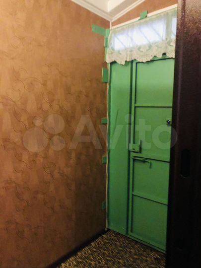 4-к. квартира, 77 м², 8/9 эт.