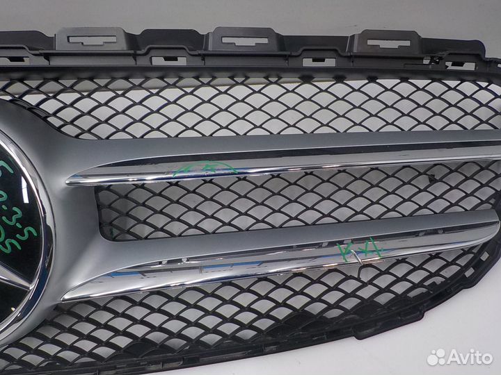 Б/У Б/У Решетка радиатора A2058801704 mercedes