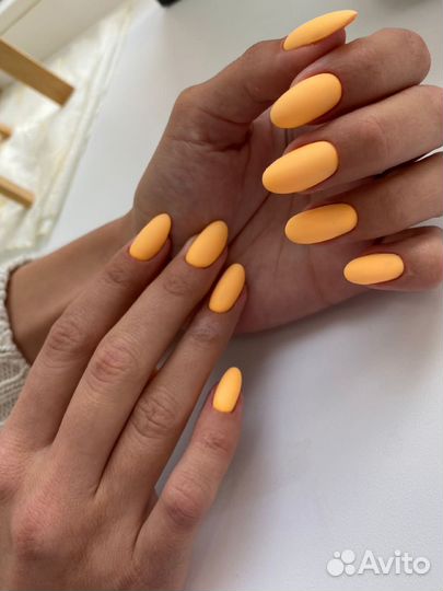 Мастер маникюра и педикюра