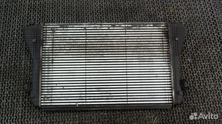 Радиатор интеркулера Volkswagen Touran, 2006