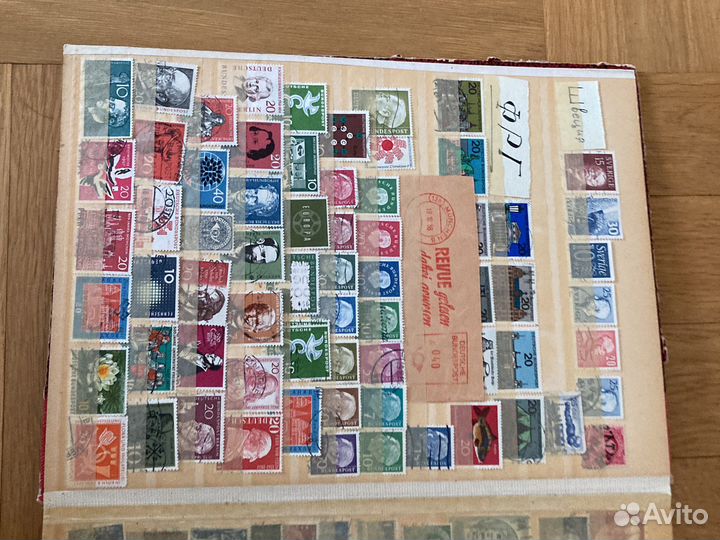 Альбом с почтовыми марками