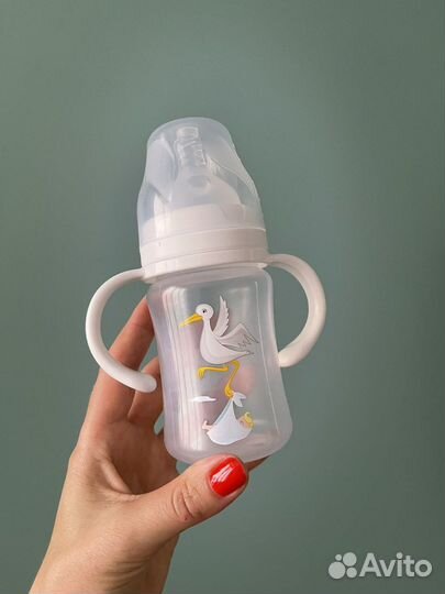 Бутылочка для кормления новая
