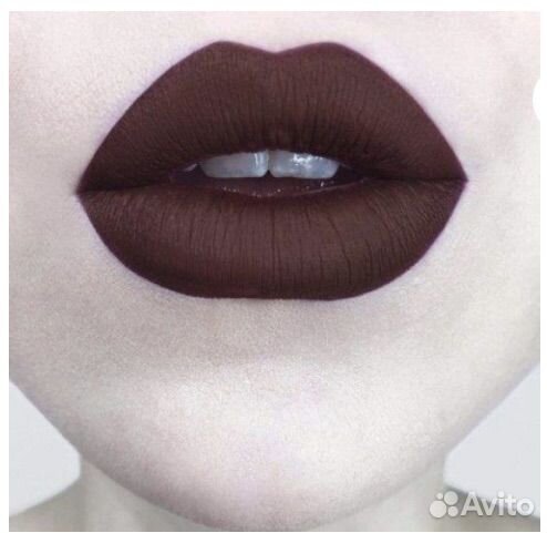 Помада матовая Kat von d