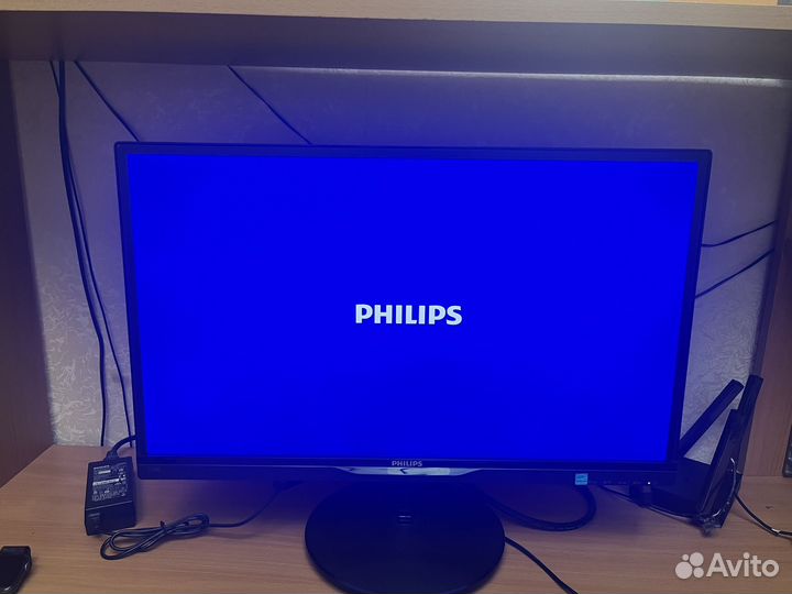 Монитор Philips 23