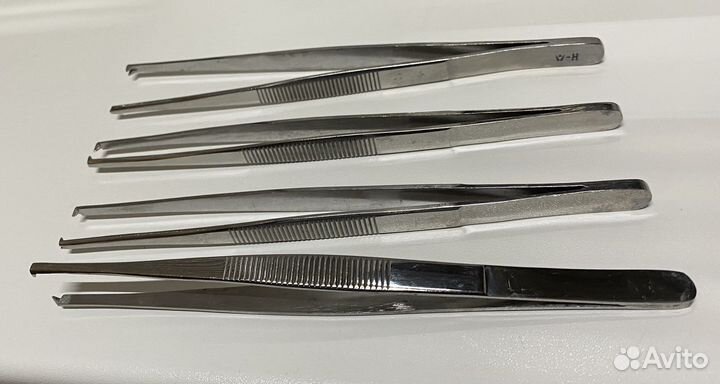 Пинцет хирургический