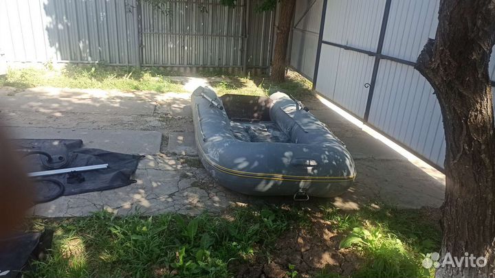 Моторная лодка