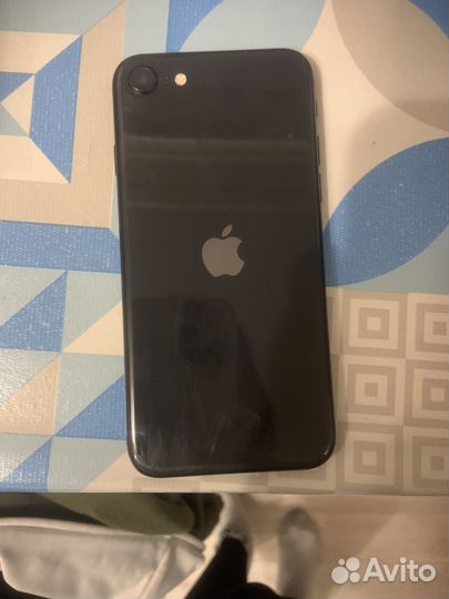 iPhone SE (2020), 128 ГБ