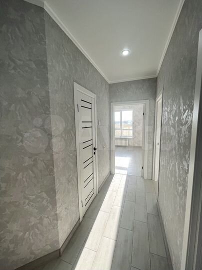 2-к. квартира, 54 м², 2/18 эт.