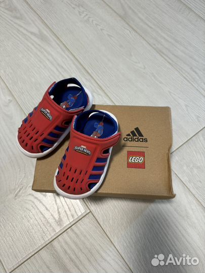 Сандалии 23 размер addidas marvel