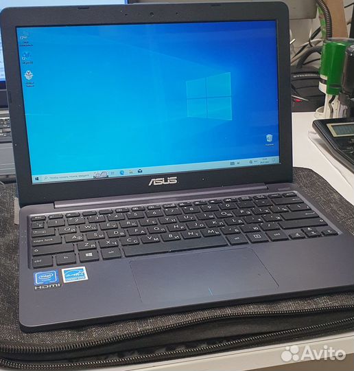 Ноутбук asus E203M(ео80241)