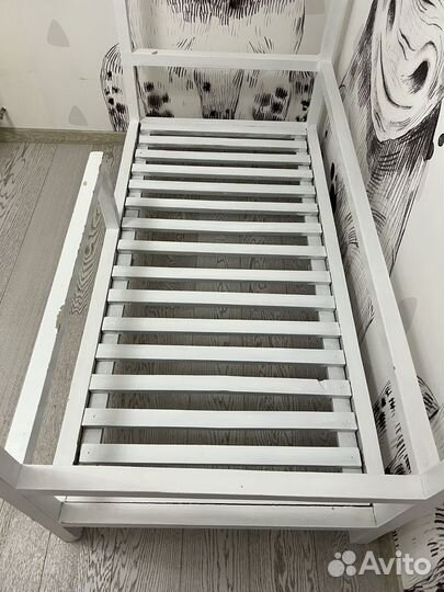 Кровать домик