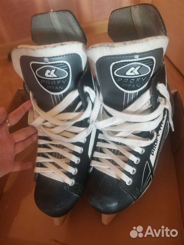 Коньки хоккейные