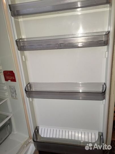 Холодильник ariston MBA2185.019 бу