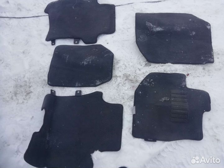 Автомобильные коврики ворсовые