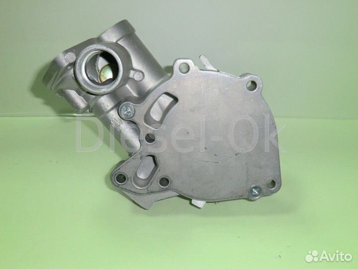 Помпа охлаждения 4D56 T, D4BX MD050450