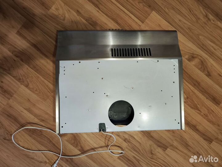 Вытяжка для кухни 60 см новая