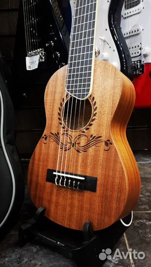 Гитарлеле + утеплённый чехол (Комплект)