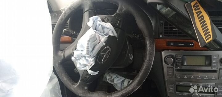 Toyota Avensis 2.0 МТ, 2007, битый, 380 000 км