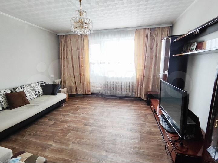 2-к. квартира, 55 м², 7/10 эт.