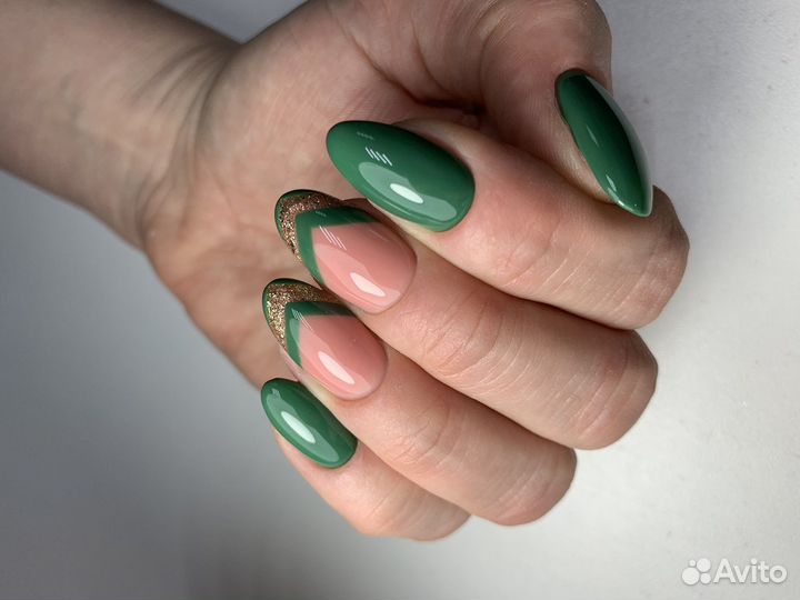 Маникюр педикюр