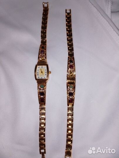 Часы наручные