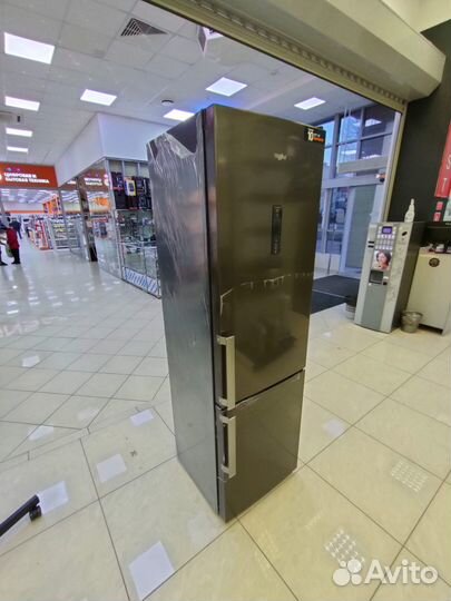 Холодильник Whirlpool