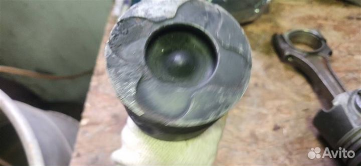 Поршень с шатуном Opel Vectra B 99-02