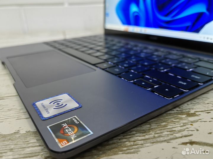 Ультрабук Huawei 2K Экран HN-W19R